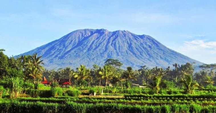 gambar gunung agung