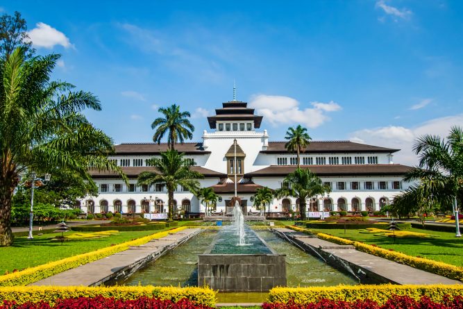 13 Tempat Wisata Di Bandung yang Hits dan Wajib dikunjungi